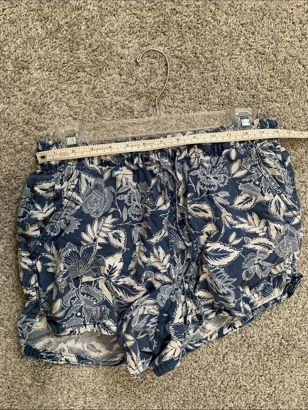 American Eagle Blue Floral Elastic-Waist Shorts